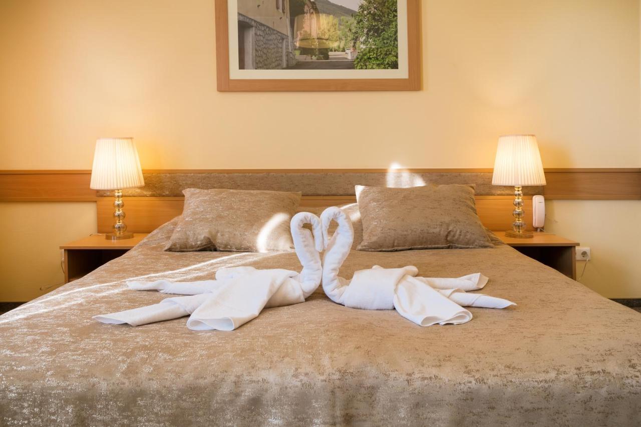 Aquasol Resort Mosonmagyaróvár Eksteriør billede